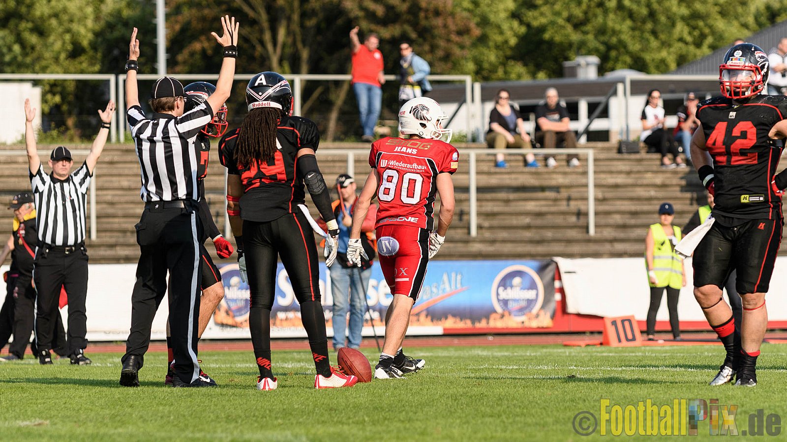 Düsseldorf Panther vs. New Yorker Lions - 06.08.2016 GFL Nord: Düsseldorf Panther vs. New Yorker Lions (10:49)