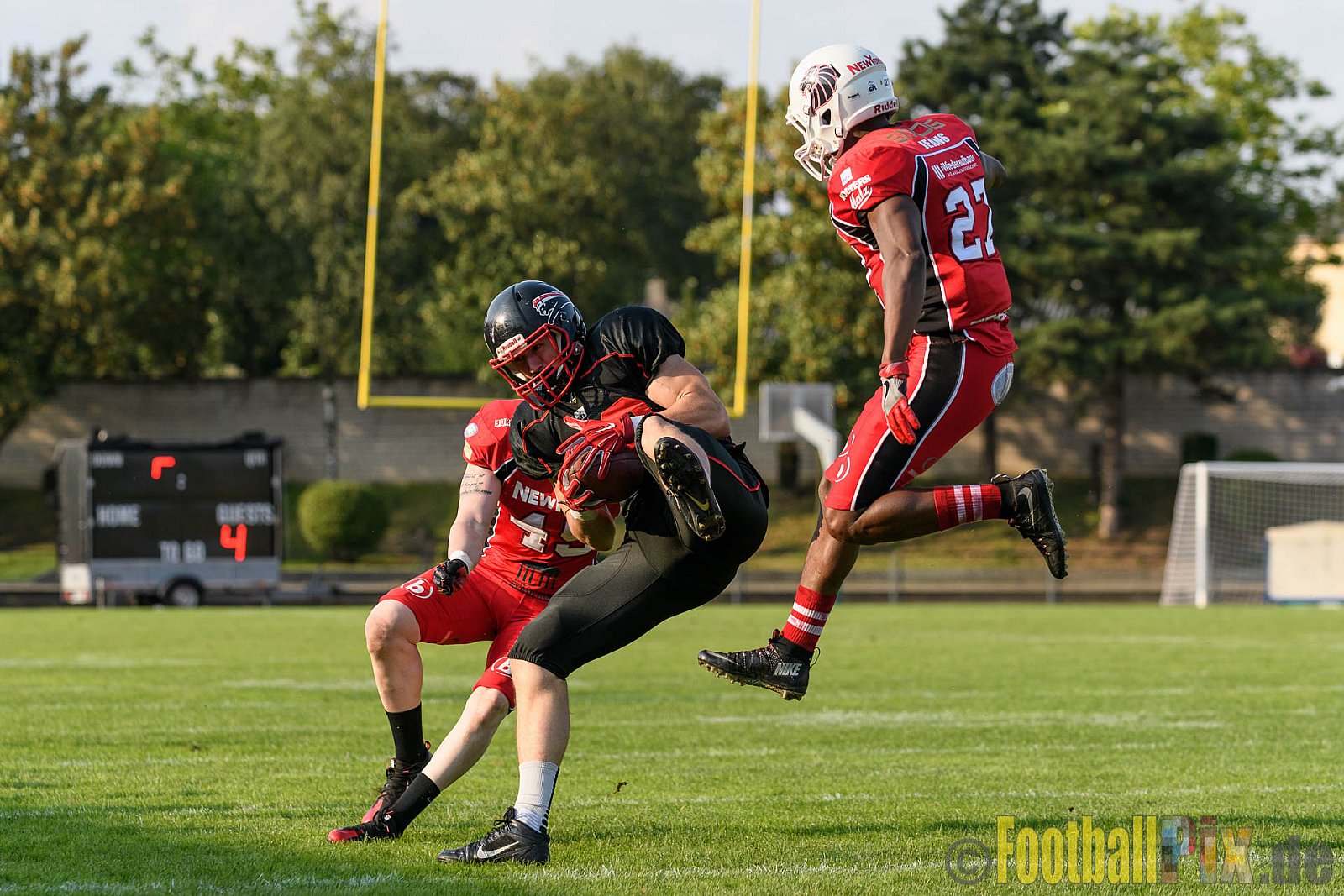 Düsseldorf Panther vs. New Yorker Lions - 06.08.2016 GFL Nord: Düsseldorf Panther vs. New Yorker Lions (10:49)