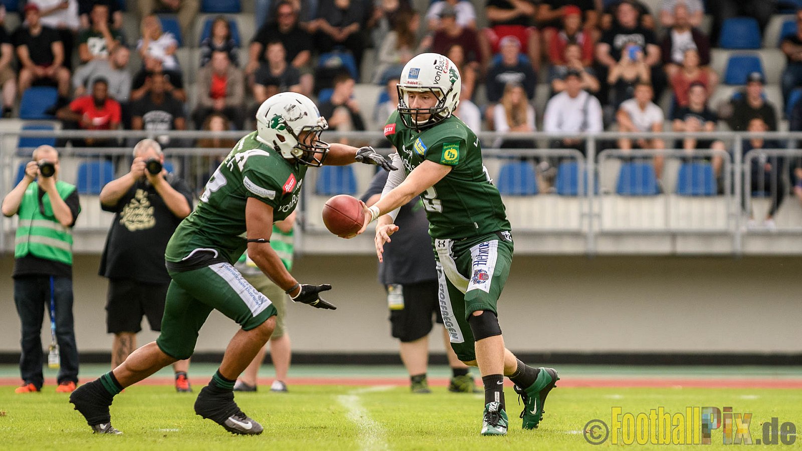 Essen Assindia Cardinals vs. Bielefeld Bulldogs - 13.08.2016 GFL2: Essen Assindia Cardinals vs. Bielefeld Bulldogs (49:6)