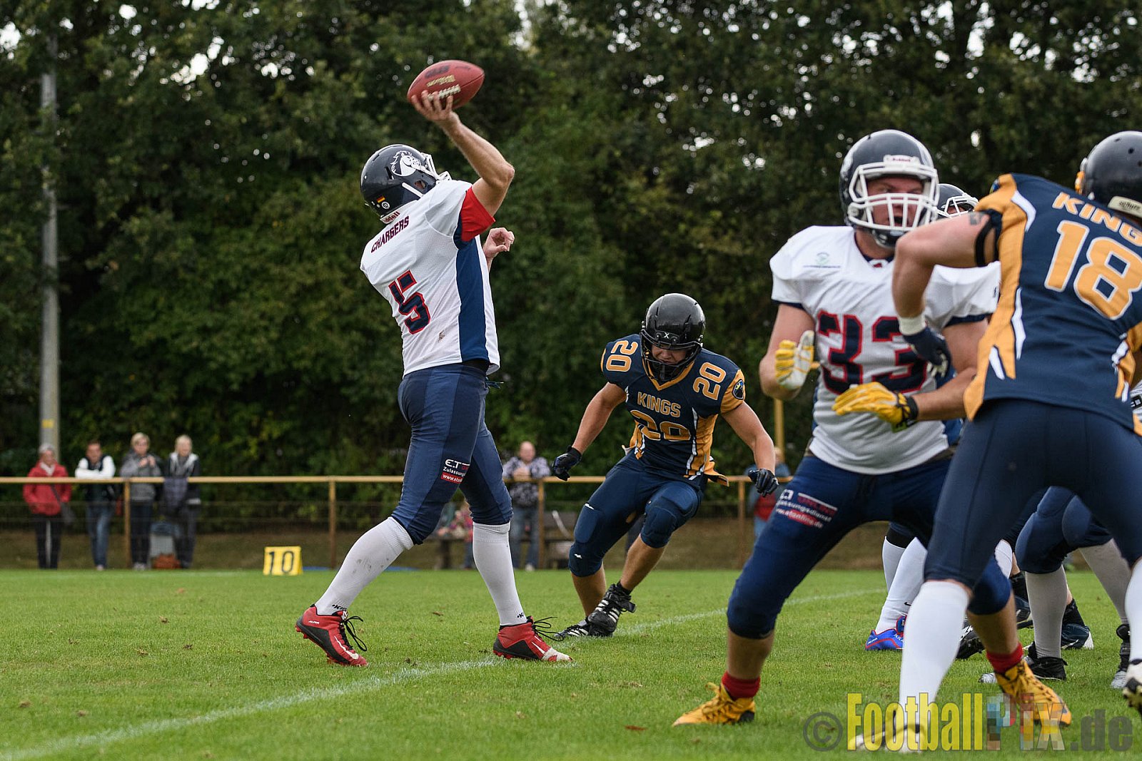 Kevelaer Kings vs. Recklinghausen Chargers - 01.10.2016 LL NRW: Kevelaer Kings vs. Recklinghausen Chargers (0:10)