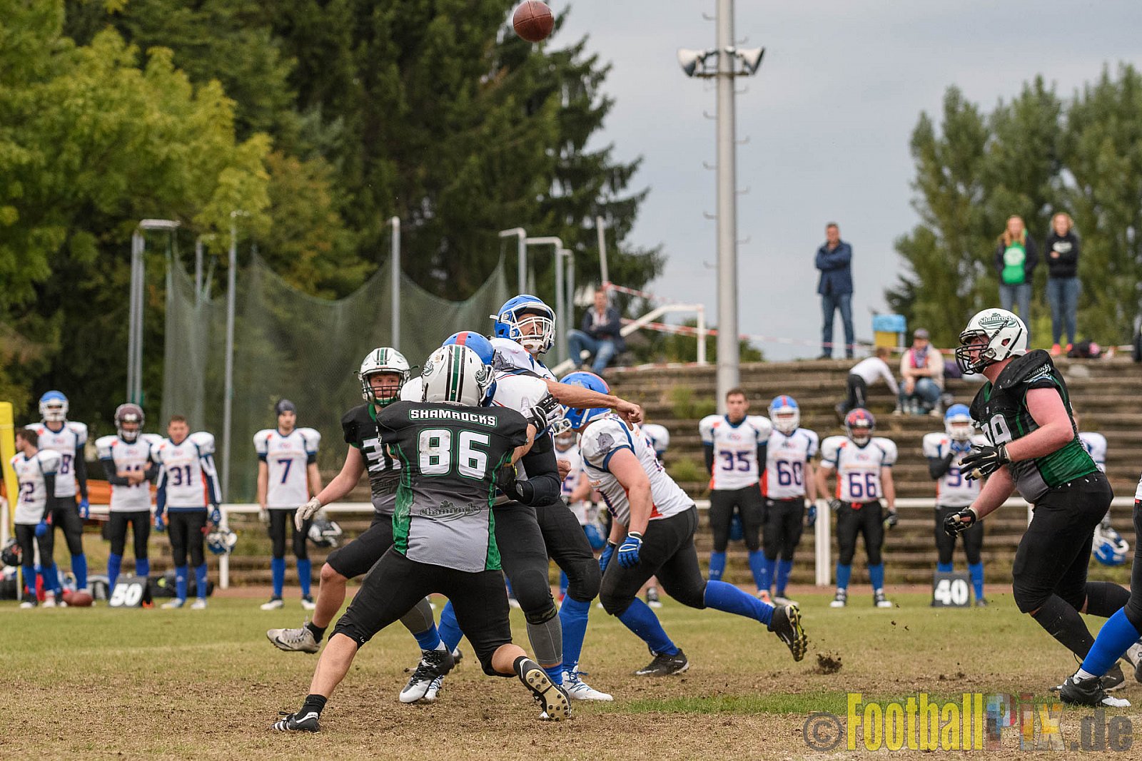 Mülheim Shamrocks Herren vs. Bocholt Rhinos - 03.10.2016 VL NRW: Mülheim Shamrocks Herren vs. Bocholt Rhinos (35:20)
