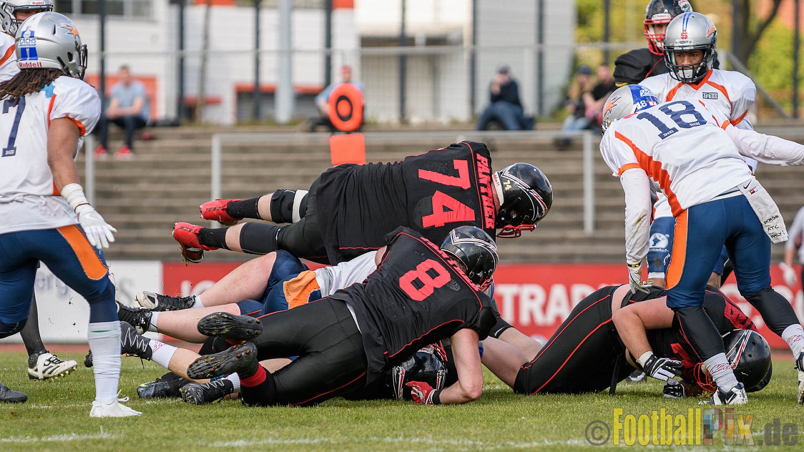 Düsseldorf Panther vs. Rostock Griffins - 29.04.2017 GFL2: Düsseldorf Panther vs. Rostock Griffins (39:14)