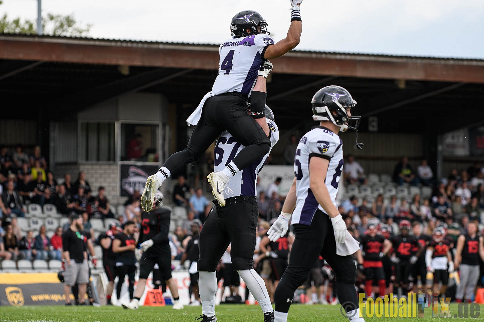 Düsseldorf Panther vs. Langenfeld Longhorns - 14.05.2017 GFL2: Düsseldorf Panther vs. Langenfeld Longhorns (47:06)