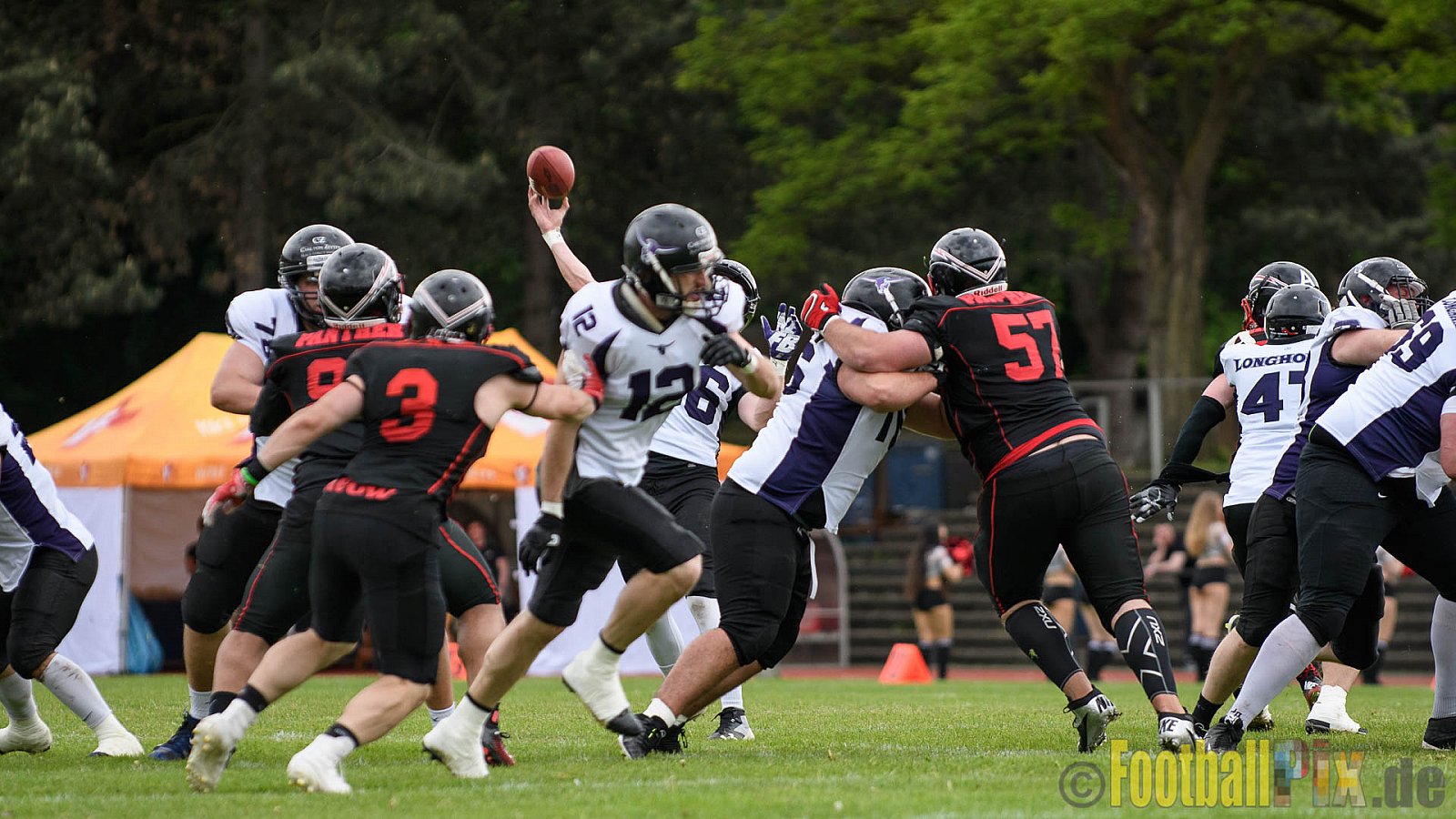 Düsseldorf Panther vs. Langenfeld Longhorns - 14.05.2017 GFL2: Düsseldorf Panther vs. Langenfeld Longhorns (47:06)