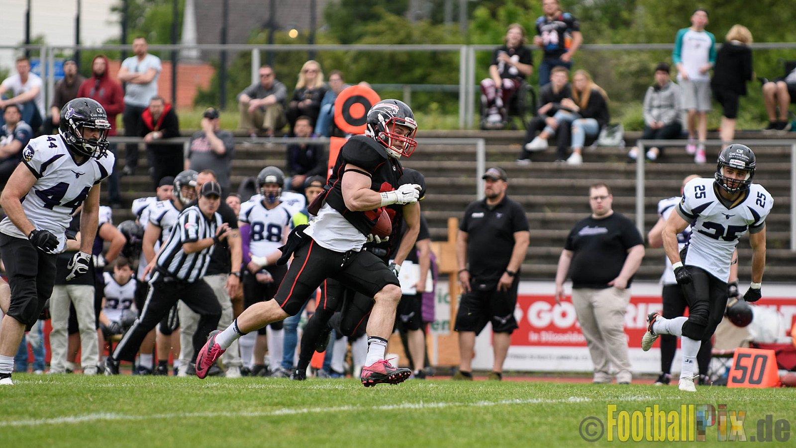 Düsseldorf Panther vs. Langenfeld Longhorns - 14.05.2017 GFL2: Düsseldorf Panther vs. Langenfeld Longhorns (47:06)