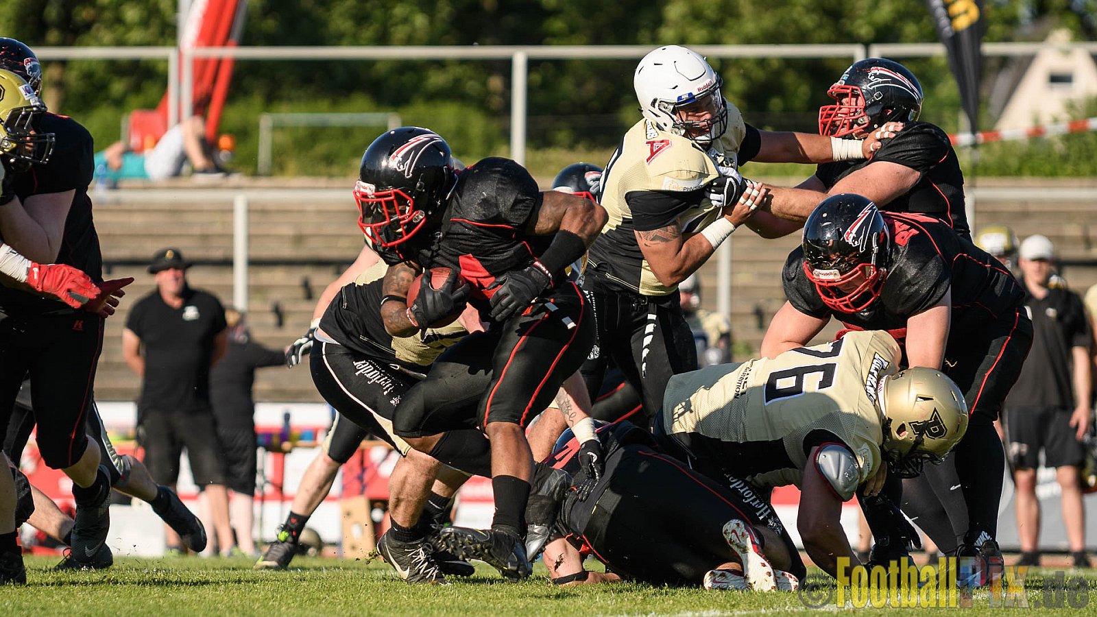 27.05.2017 GFL2: Düsseldorf Panther vs. Paderborn Dolphins (16:0)