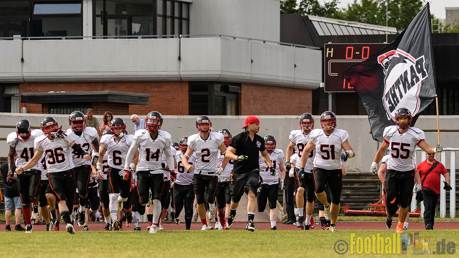 Bonn Gamecocks vs. Düsseldorf Panther - 03.06.2017 GFL2: Bonn Gamecocks vs. Düsseldorf Panther (21:49)