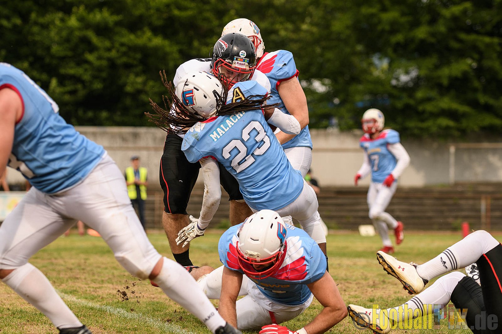 Bonn Gamecocks vs. Düsseldorf Panther - 03.06.2017 GFL2: Bonn Gamecocks vs. Düsseldorf Panther (21:49)