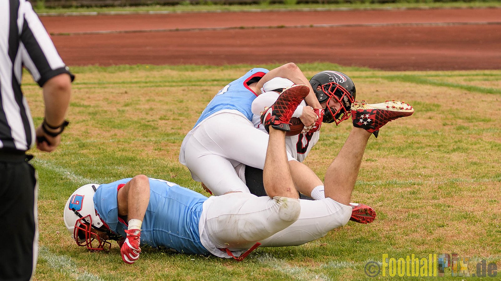 Bonn Gamecocks vs. Düsseldorf Panther - 03.06.2017 GFL2: Bonn Gamecocks vs. Düsseldorf Panther (21:49)