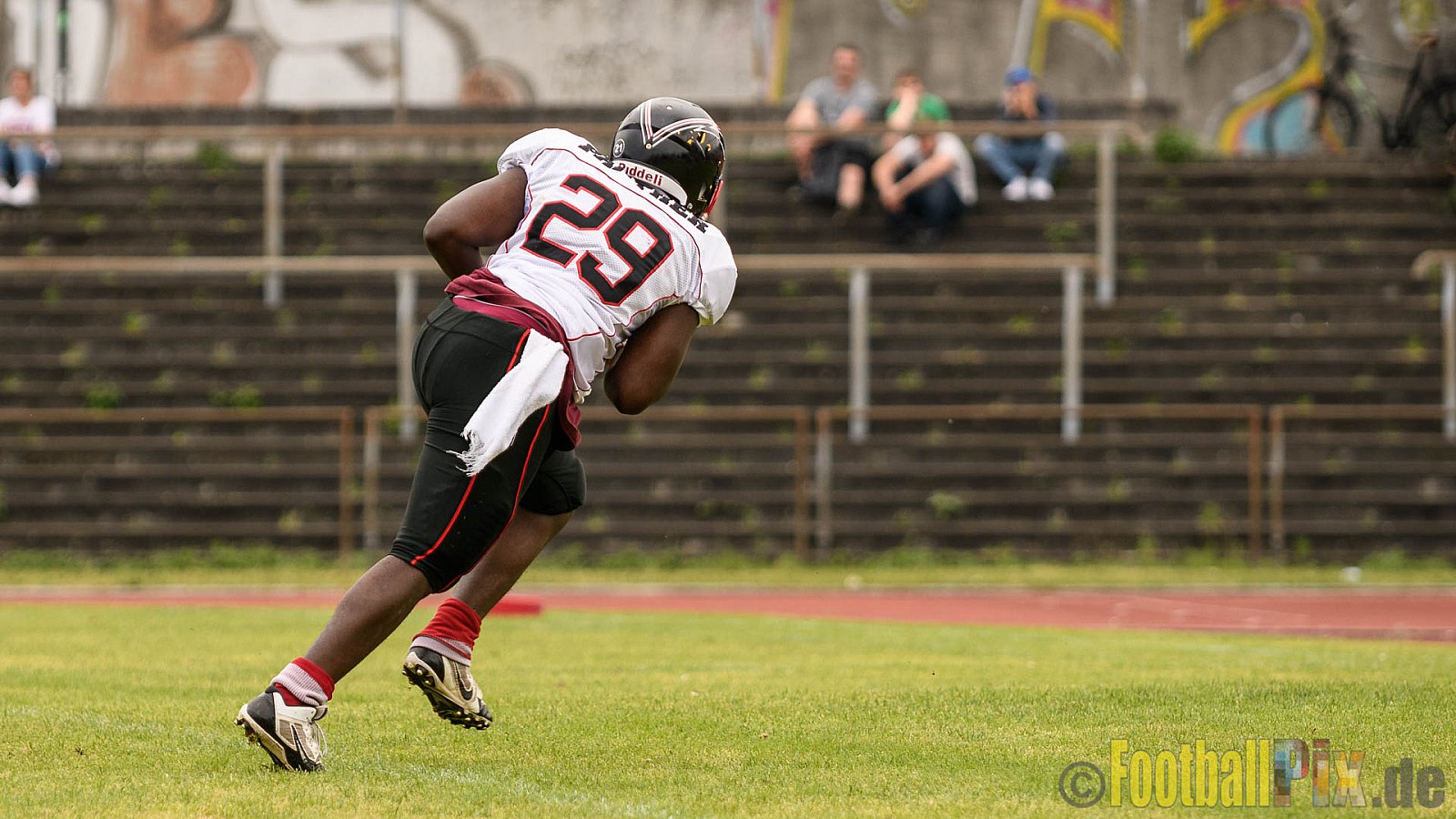 Bonn Gamecocks vs. Düsseldorf Panther - 03.06.2017 GFL2: Bonn Gamecocks vs. Düsseldorf Panther (21:49)
