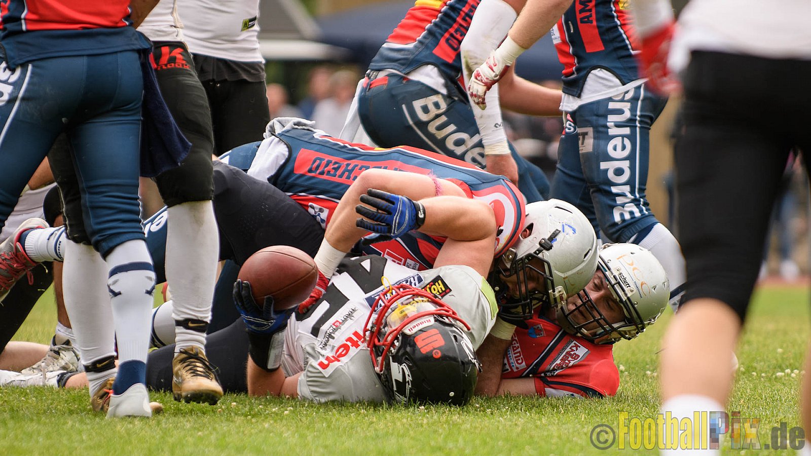 Remscheid Amboss vs. Solingen Paladins - 25.06.2017 RL NRW: Remscheid Amboss vs. Solingen Paladins (21:49)