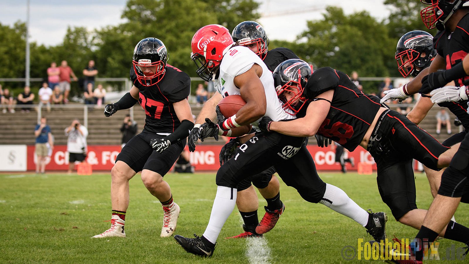 Düsseldorf Panther vs. Potsdam Royals - 29.07.2017 GFL2: Düsseldorf Panther vs. Potsdam Royals (7:30)