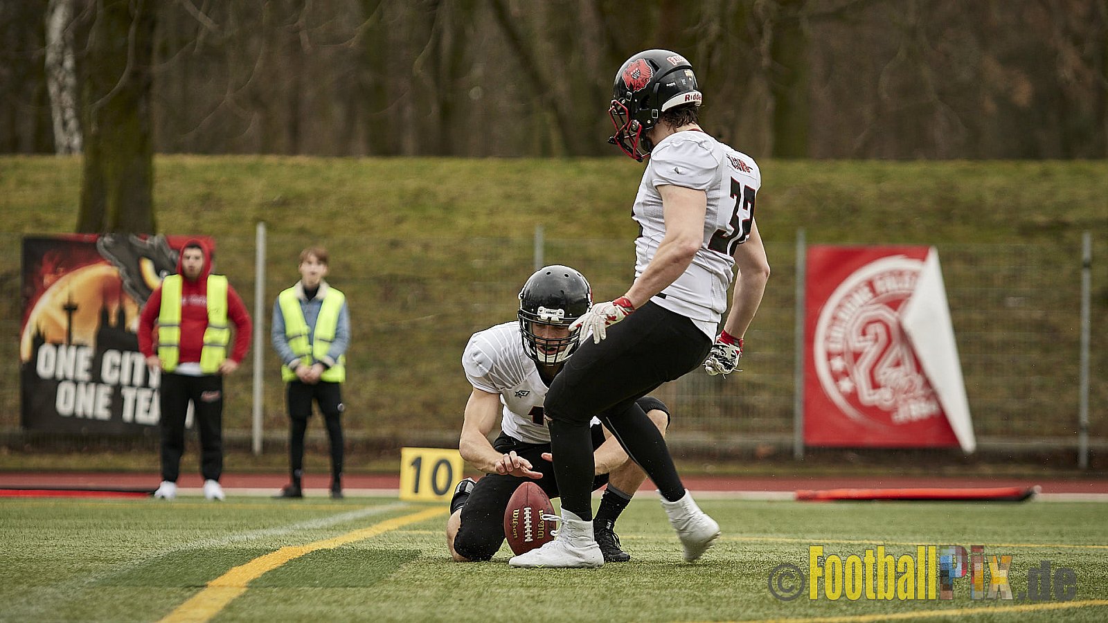 Cologne Falcons vs. Aachen Vampires - 10.03.2018 Pre-Season Game: Cologne Falcons vs. Aachen Vampires (31:10)