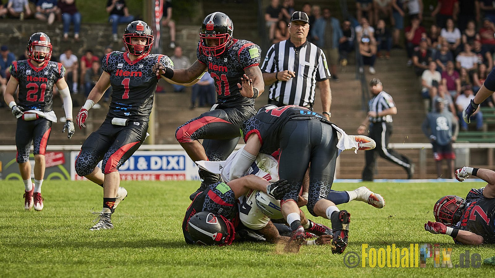Solingen Paladins vs. Rostock Griffins - 12.05.2018 GFL2: Solingen Paladins vs. Rostock Griffins (41:30)