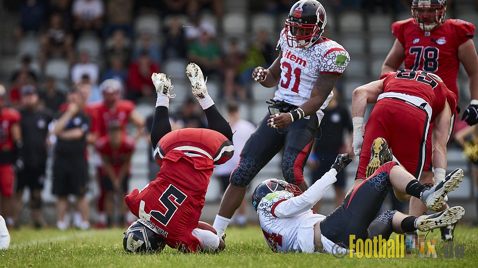 Düsseldorf Panther vs. Solingen Paladins - DPantherVsSolingenPaladins