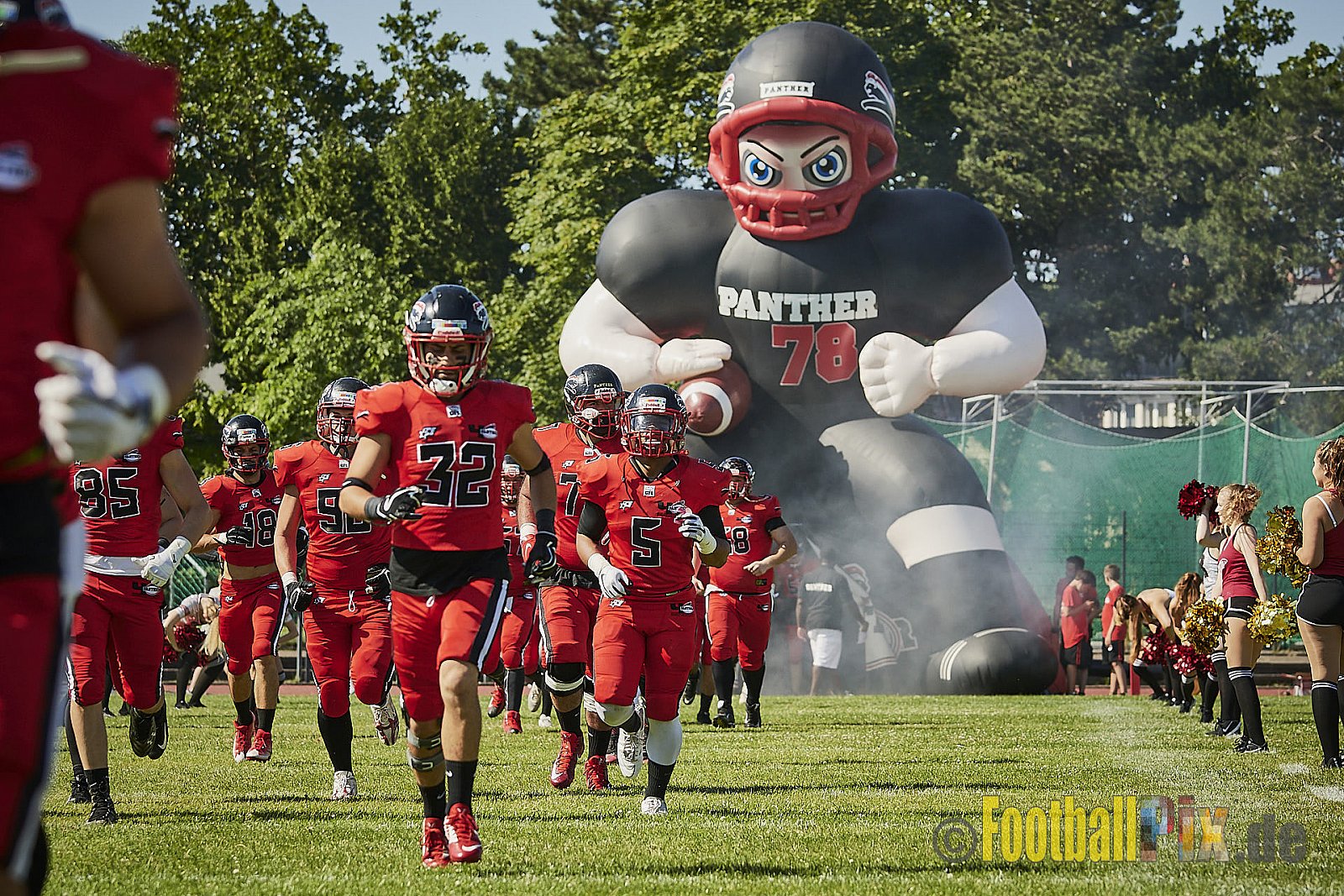 Düsseldorf Panther vs. Langenfeld Longhorns - DPantherVsLangenfeldLonghorns