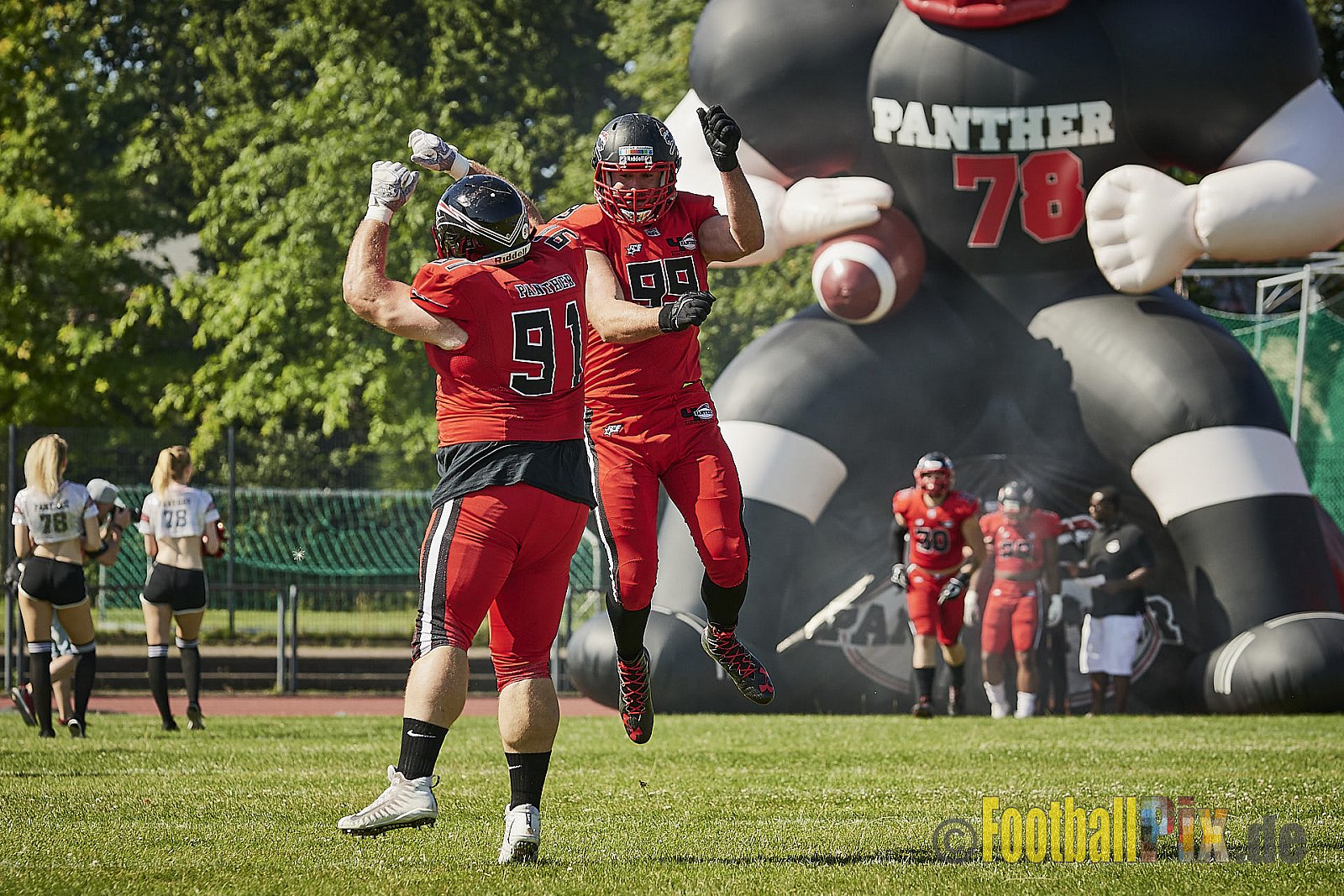 Düsseldorf Panther vs. Langenfeld Longhorns - DPantherVsLangenfeldLonghorns