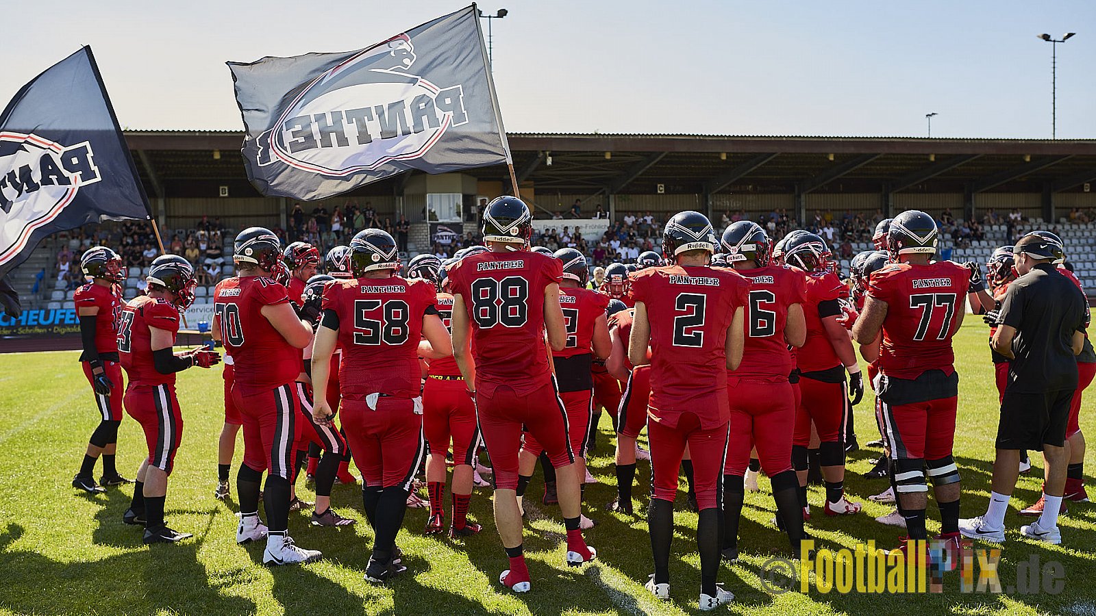 Düsseldorf Panther vs. Langenfeld Longhorns - DPantherVsLangenfeldLonghorns