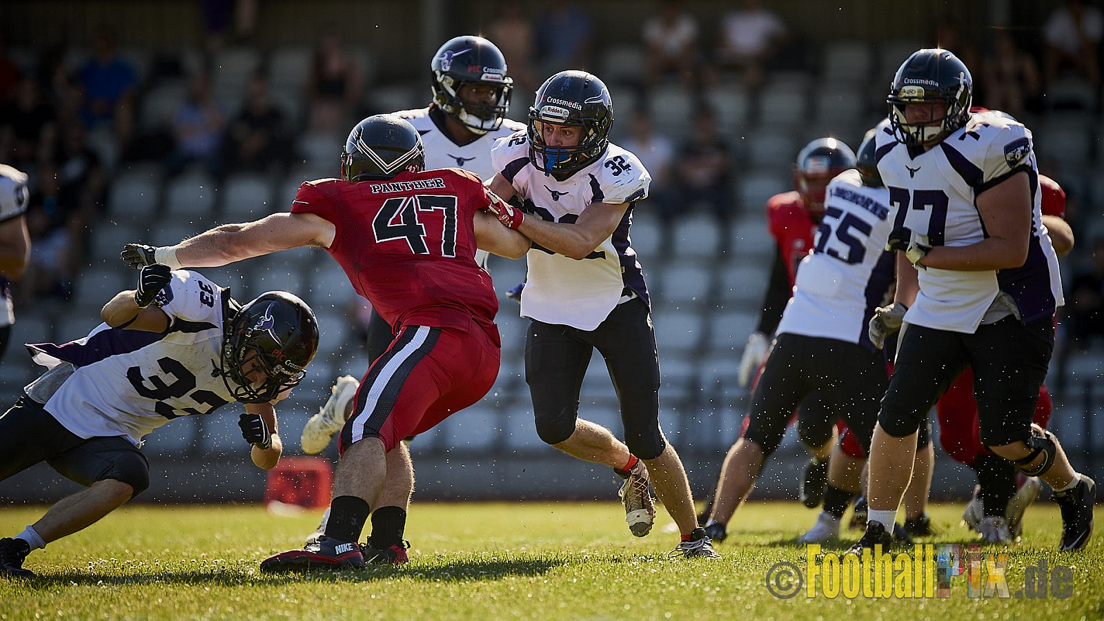 Düsseldorf Panther vs. Langenfeld Longhorns - DPantherVsLangenfeldLonghorns