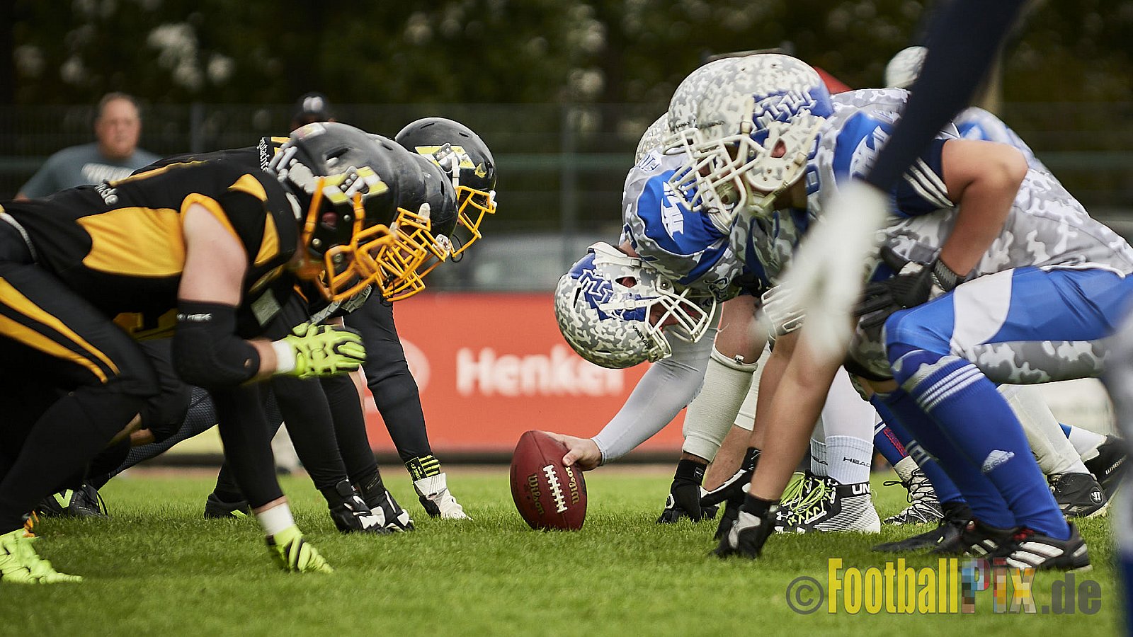 Düsseldorf Bulldozer vs. Witterschlick Fighting Miners - DBulldozerVsWitterschlickFightingMiners