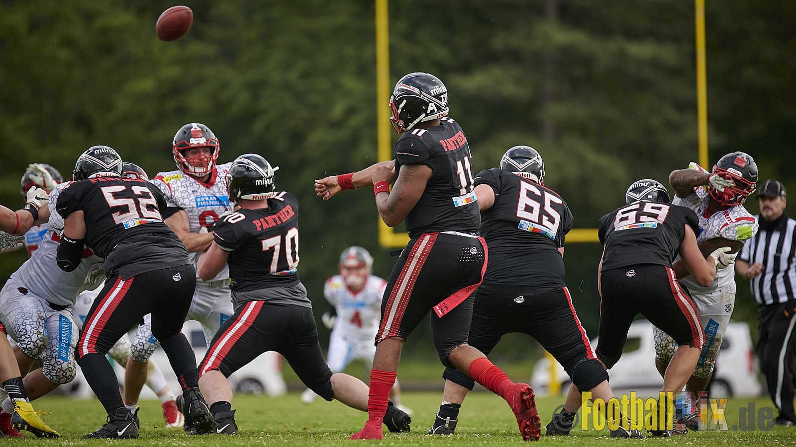 GFL2 Season 2021 Düsseldorf Panther vs. Solingen Paladins am 26.06.2021 im Stadion VfL Benrath, Karl-Hohmann-Straße 70, 40597 Düsseldorf, Punkte Endstand 13 : 00.
[Bildnummer: 2021-06-26_0326] - DPantherVsSolingenPaladins