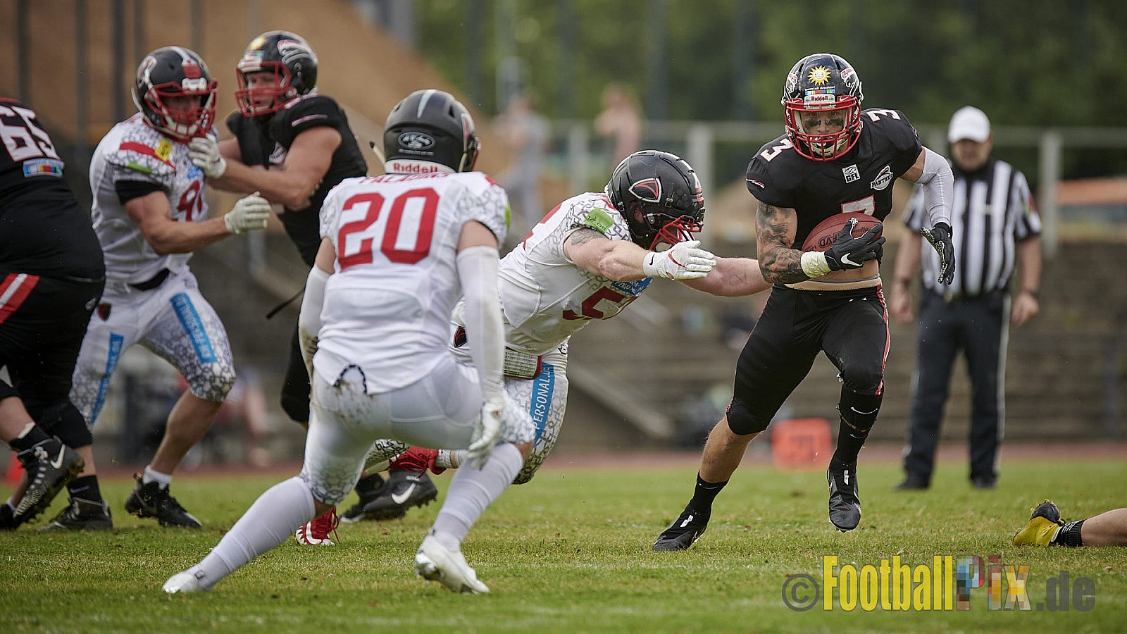 GFL2 Season 2021 Düsseldorf Panther vs. Solingen Paladins am 26.06.2021 im Stadion VfL Benrath, Karl-Hohmann-Straße 70, 40597 Düsseldorf, Punkte Endstand 13 : 00.
[Bildnummer: 2021-06-26_0348] - DPantherVsSolingenPaladins