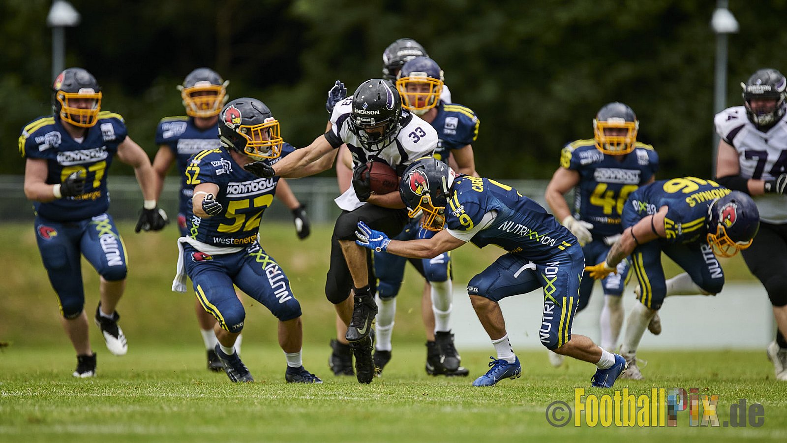 GFL2 Season 2021 Assindia Cardinals vs. Langenfeld Longhorns am 4.07.2021 im Stadion Am Hallo, Hallostraße, 45141 Essen. Endstand des Spiels 28 : 31.
[Bildnummer: 2021-07-04_0252] - AssindiaCardinalsVsLangenfeldLonghorns