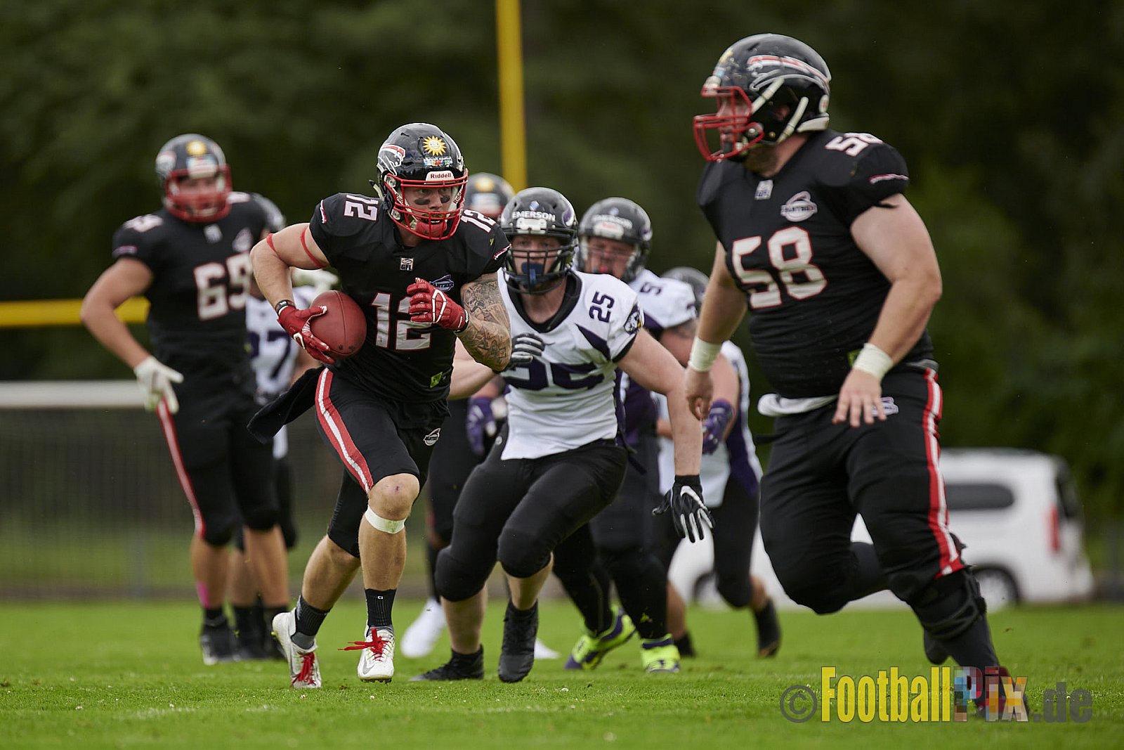 GFL2 Season 2021 Düsseldorf Panther vs. Langenfeld Longhorns am 7.08.2021 im Stadion VfL Benrath, Karl-Hohmann-Straße 70, 40597 Düsseldorf, Punkte Endstand 17 : 0.
[Bildnummer: 2021-08-07_0110]Düsseldorf Panther vs. Langenfeld Longhorns am 7.08.2021 - DPantherVsLangenfeldLonghorns