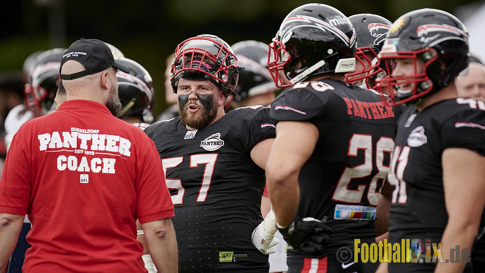 GFL2 Season 2021 Düsseldorf Panther vs. Langenfeld Longhorns am 7.08.2021 im Stadion VfL Benrath, Karl-Hohmann-Straße 70, 40597 Düsseldorf, Punkte Endstand 17 : 0.
[Bildnummer: 2021-08-07_0179]Düsseldorf Panther vs. Langenfeld Longhorns am 7.08.2021 - DPantherVsLangenfeldLonghorns
