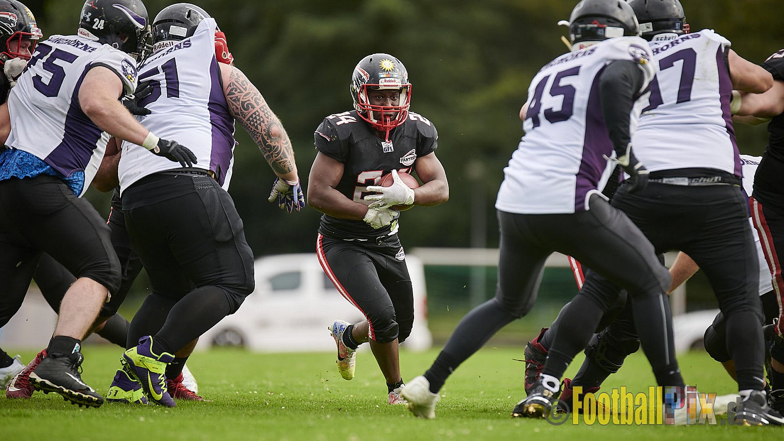 GFL2 Season 2021 Düsseldorf Panther vs. Langenfeld Longhorns am 7.08.2021 im Stadion VfL Benrath, Karl-Hohmann-Straße 70, 40597 Düsseldorf, Punkte Endstand 17 : 0.
[Bildnummer: 2021-08-07_0239]Düsseldorf Panther vs. Langenfeld Longhorns am 7.08.2021 - DPantherVsLangenfeldLonghorns
