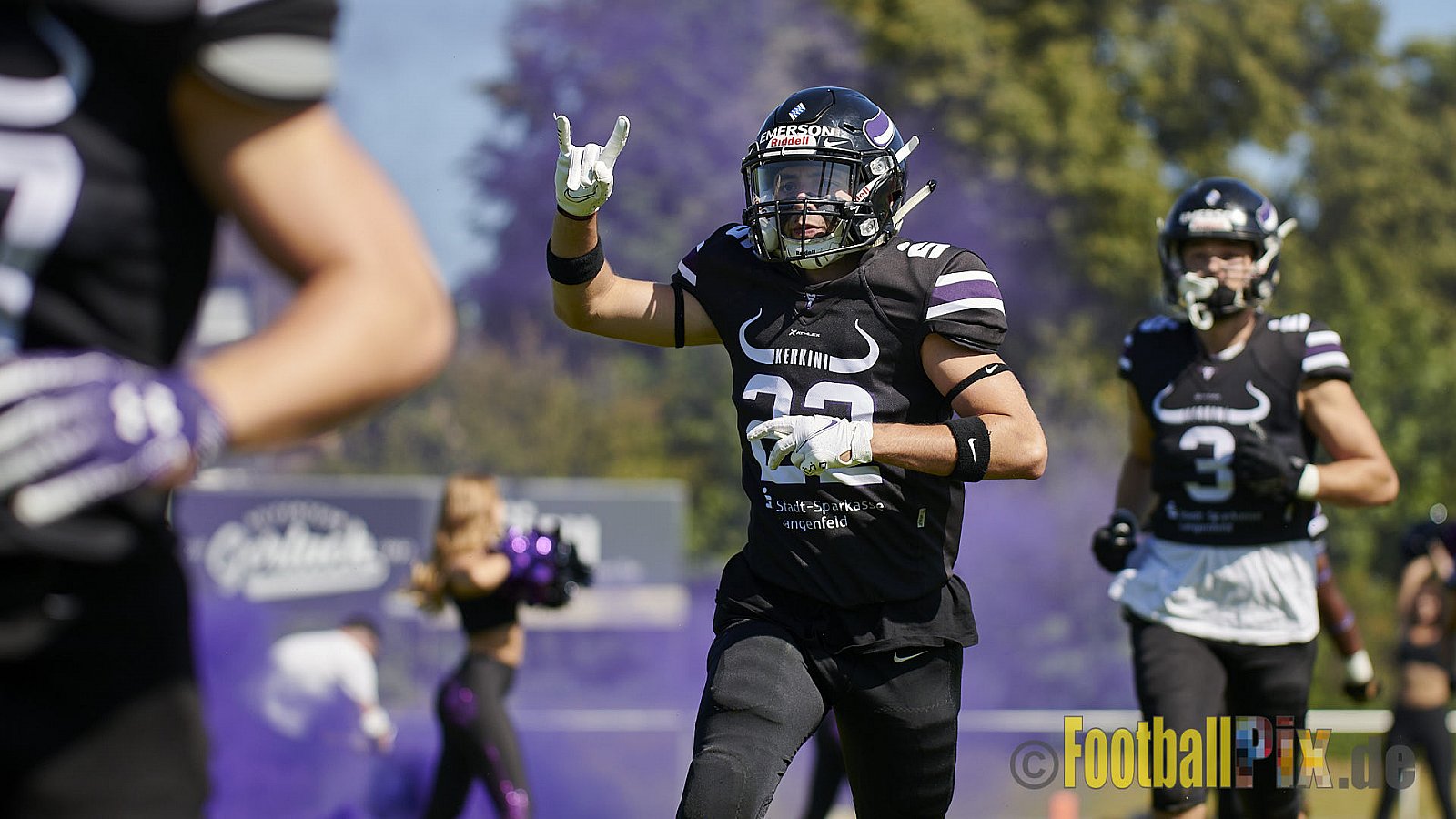 GFL2 Season 2021 Langenfeld Longhorns vs. Assindia Cardinals am 14.08.2021 im Jahnstadion, Jahnstr.4, 40764 Langenfeld. Punkte Endstand 42 : 12 (2:6/14:0/13:6/13:0)
[Bildnummer: 2021-08-14_0020] - LangenfeldLonghornsVsAssindiaCardinals