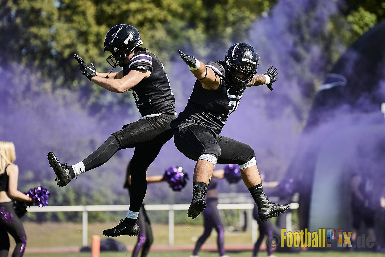 GFL2 Season 2021 Langenfeld Longhorns vs. Assindia Cardinals am 14.08.2021 im Jahnstadion, Jahnstr.4, 40764 Langenfeld. Punkte Endstand 42 : 12 (2:6/14:0/13:6/13:0)
[Bildnummer: 2021-08-14_0041] - LangenfeldLonghornsVsAssindiaCardinals