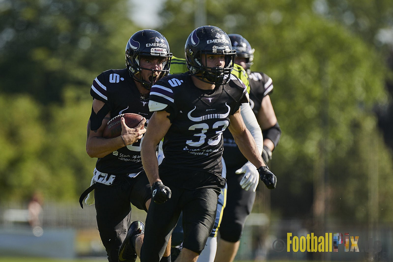 GFL2 Season 2021 Langenfeld Longhorns vs. Assindia Cardinals am 14.08.2021 im Jahnstadion, Jahnstr.4, 40764 Langenfeld. Punkte Endstand 42 : 12 (2:6/14:0/13:6/13:0)
[Bildnummer: 2021-08-14_0205] - LangenfeldLonghornsVsAssindiaCardinals