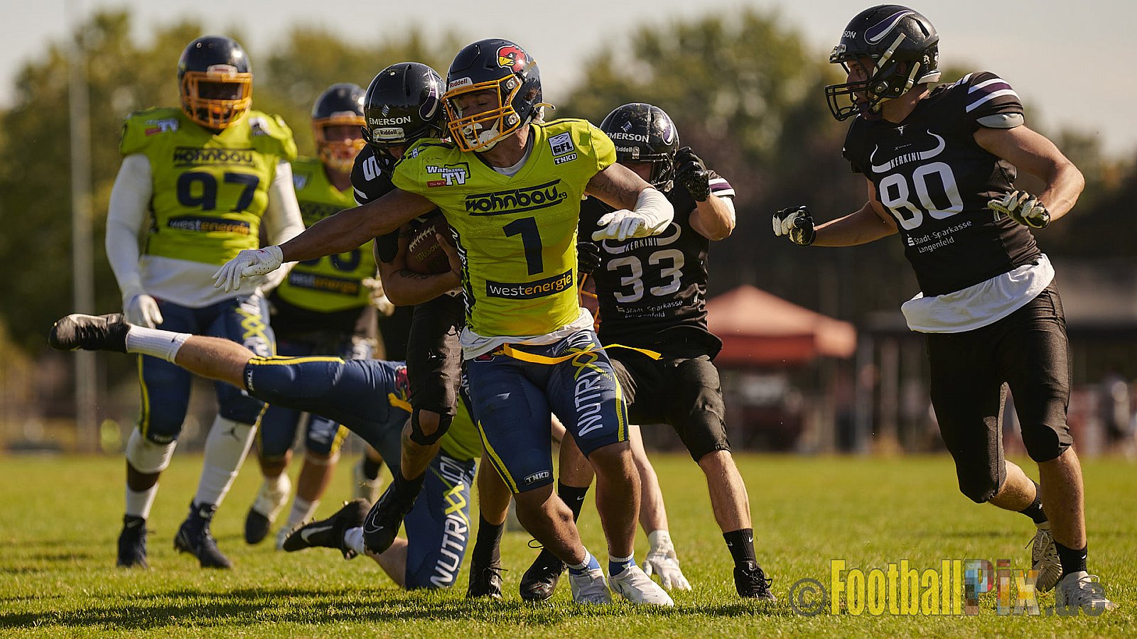 GFL2 Season 2021 Langenfeld Longhorns vs. Assindia Cardinals am 14.08.2021 im Jahnstadion, Jahnstr.4, 40764 Langenfeld. Punkte Endstand 42 : 12 (2:6/14:0/13:6/13:0)
[Bildnummer: 2021-08-14_0208] - LangenfeldLonghornsVsAssindiaCardinals