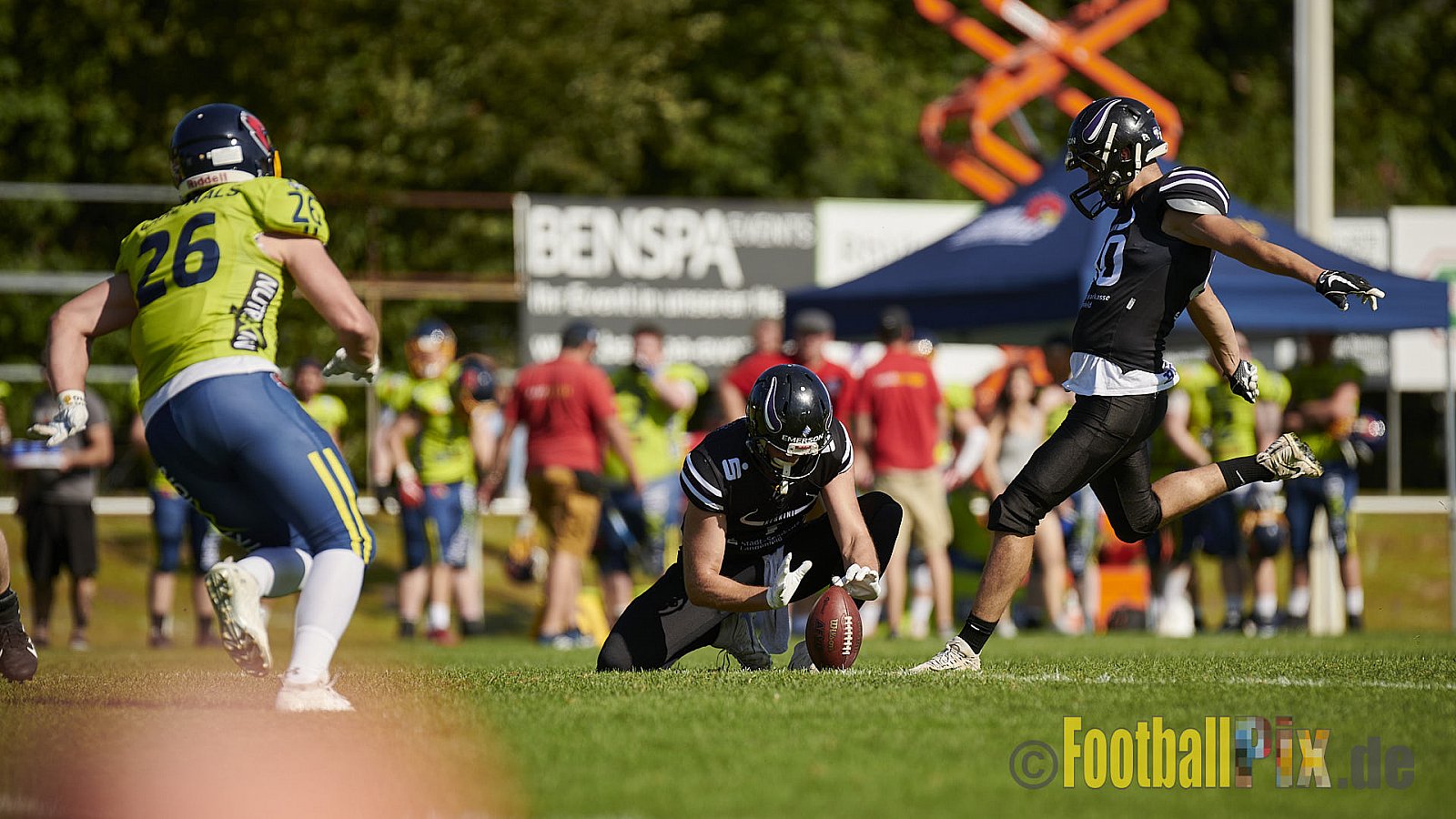 GFL2 Season 2021 Langenfeld Longhorns vs. Assindia Cardinals am 14.08.2021 im Jahnstadion, Jahnstr.4, 40764 Langenfeld. Punkte Endstand 42 : 12 (2:6/14:0/13:6/13:0)
[Bildnummer: 2021-08-14_0237] - LangenfeldLonghornsVsAssindiaCardinals