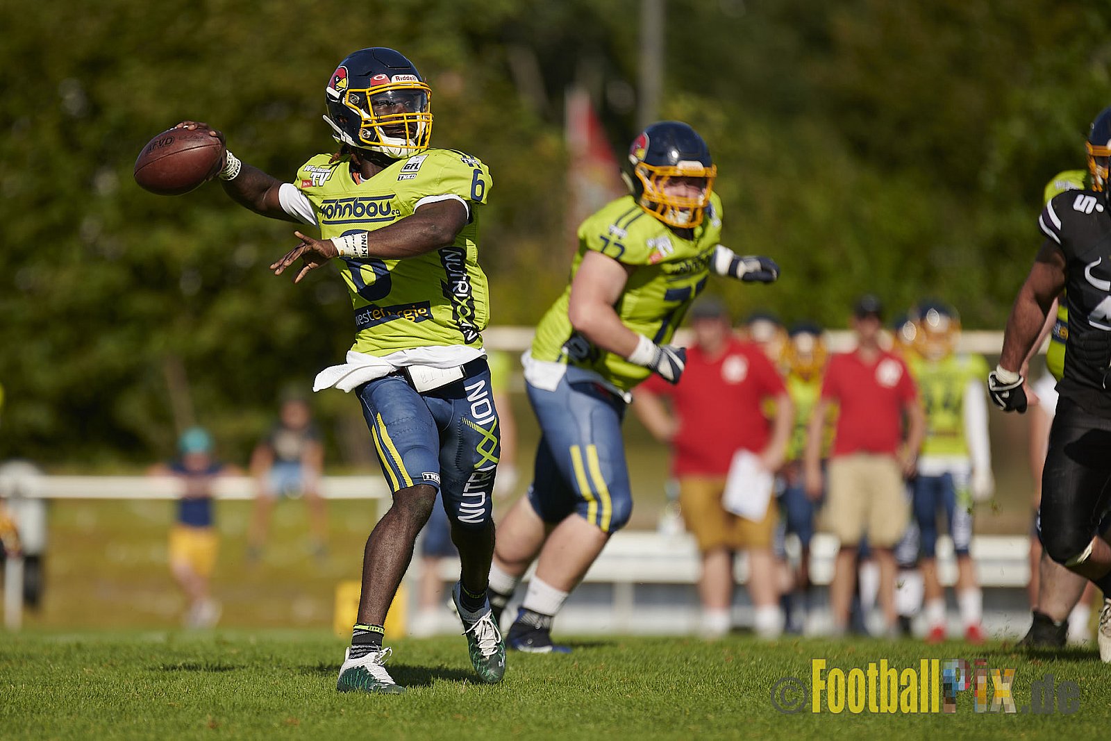 GFL2 Season 2021 Langenfeld Longhorns vs. Assindia Cardinals am 14.08.2021 im Jahnstadion, Jahnstr.4, 40764 Langenfeld. Punkte Endstand 42 : 12 (2:6/14:0/13:6/13:0)
[Bildnummer: 2021-08-14_0298] - LangenfeldLonghornsVsAssindiaCardinals