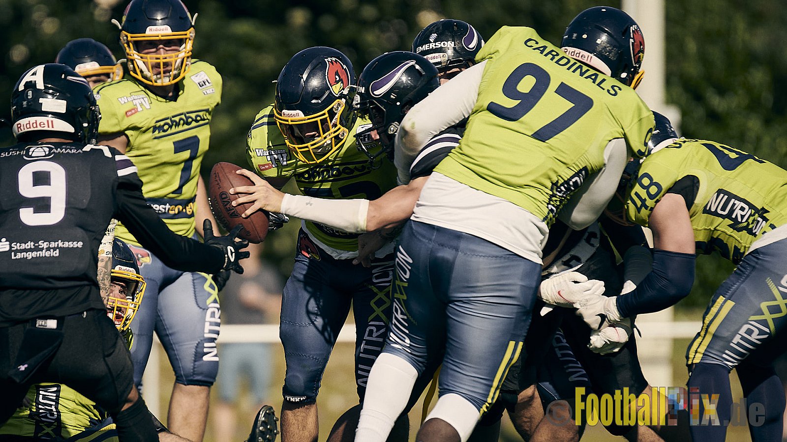 GFL2 Season 2021 Langenfeld Longhorns vs. Assindia Cardinals am 14.08.2021 im Jahnstadion, Jahnstr.4, 40764 Langenfeld. Punkte Endstand 42 : 12 (2:6/14:0/13:6/13:0)
[Bildnummer: 2021-08-14_0302] - LangenfeldLonghornsVsAssindiaCardinals