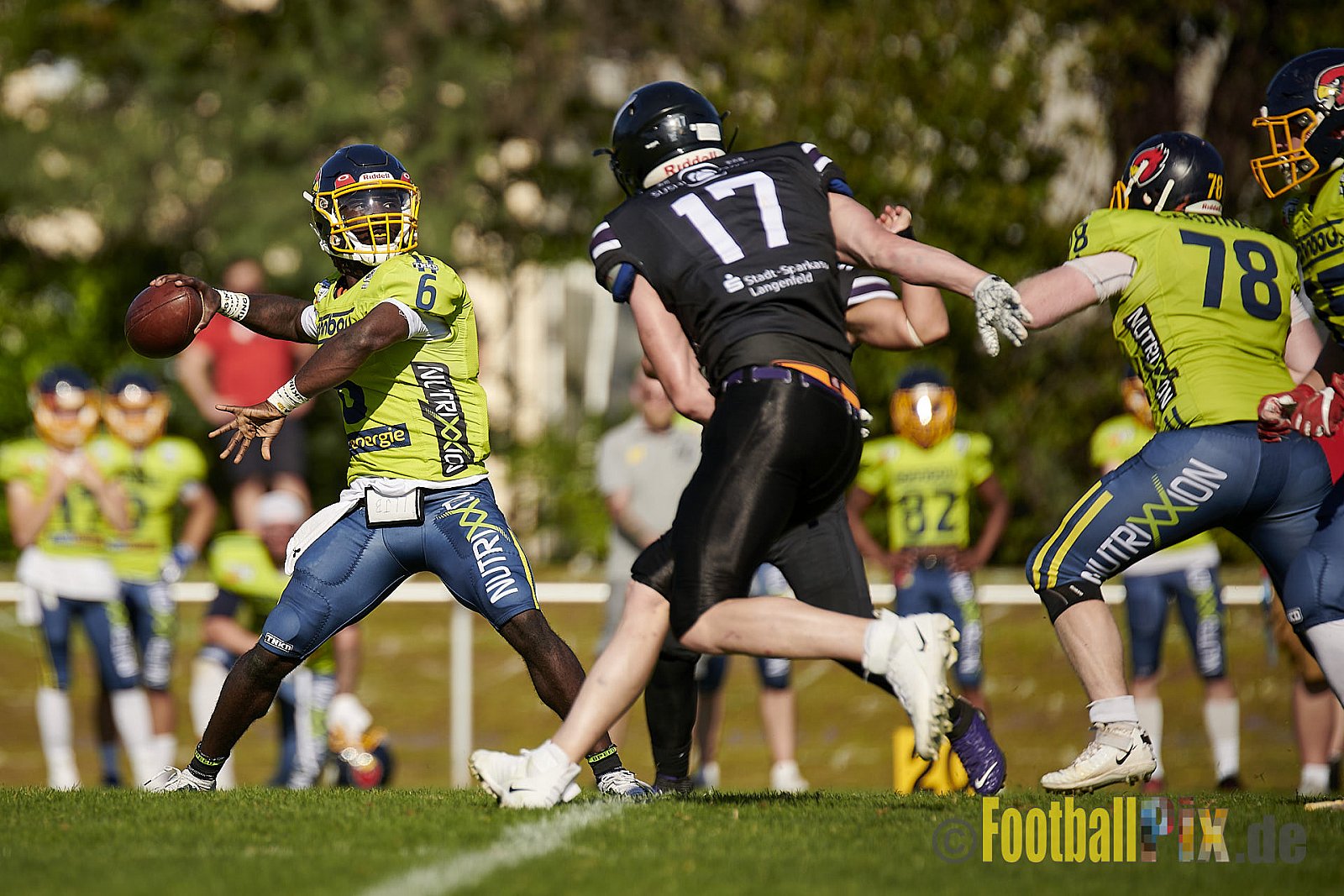 GFL2 Season 2021 Langenfeld Longhorns vs. Assindia Cardinals am 14.08.2021 im Jahnstadion, Jahnstr.4, 40764 Langenfeld. Punkte Endstand 42 : 12 (2:6/14:0/13:6/13:0)
[Bildnummer: 2021-08-14_0316] - LangenfeldLonghornsVsAssindiaCardinals