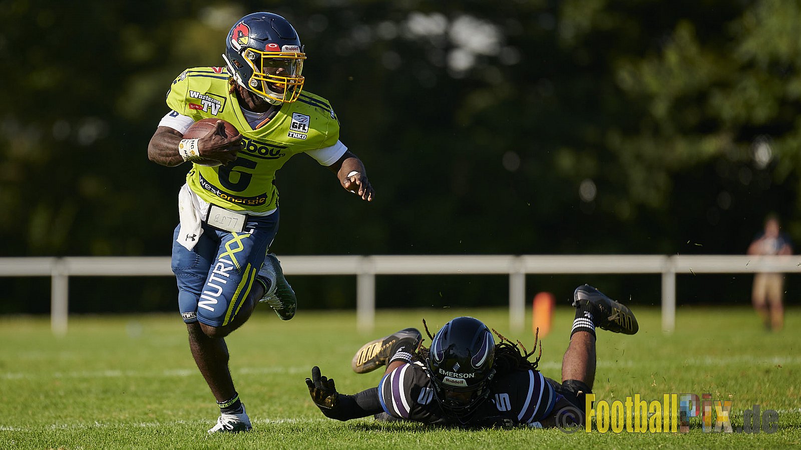 GFL2 Season 2021 Langenfeld Longhorns vs. Assindia Cardinals am 14.08.2021 im Jahnstadion, Jahnstr.4, 40764 Langenfeld. Punkte Endstand 42 : 12 (2:6/14:0/13:6/13:0)
[Bildnummer: 2021-08-14_0347] - LangenfeldLonghornsVsAssindiaCardinals
