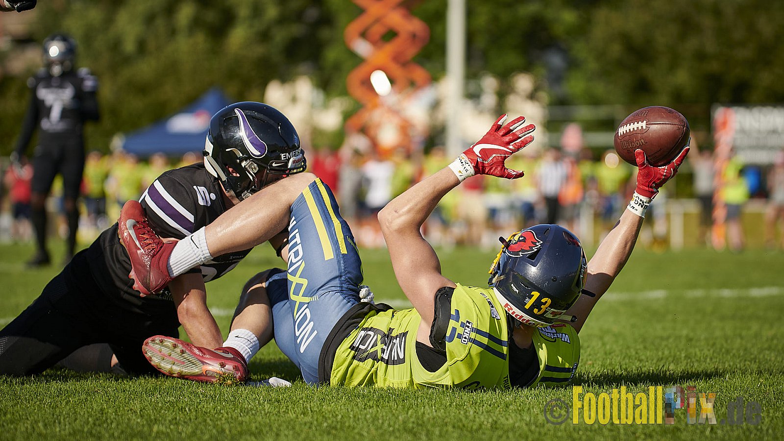 GFL2 Season 2021 Langenfeld Longhorns vs. Assindia Cardinals am 14.08.2021 im Jahnstadion, Jahnstr.4, 40764 Langenfeld. Punkte Endstand 42 : 12 (2:6/14:0/13:6/13:0)
[Bildnummer: 2021-08-14_0372] - LangenfeldLonghornsVsAssindiaCardinals