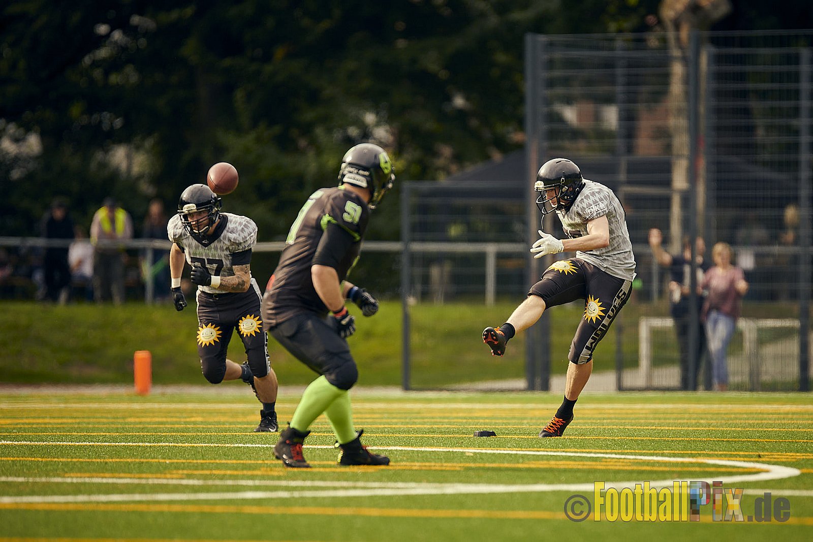 AFCV NRW Landesliga Season 2021 Herne Black Barons vs. Minden Wolves am 26.09.2021 im Stadion Horststadion, Gartenstraße 12-16, 44625 Herne, Punkte Endstand 03 : 27.
[Bildnummer: 2021-09-26_0134] - HerneBlackBaronsVsMindenWolves