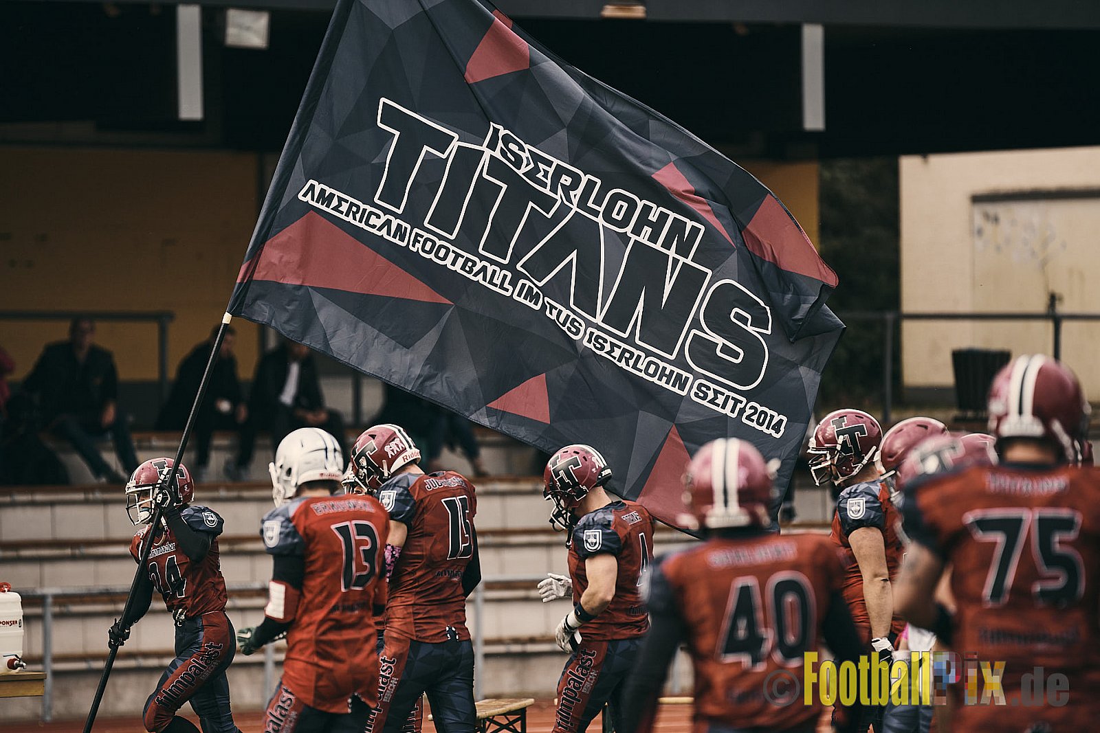 AFCV NRW Verbandsliga Season 2021 Iserlohn Titans vs. Minden Wolves am 16.10.2021 im Hermberg Statdion Süd, Immermannstraße, 58636 Iserlohn, Punkte Endstand 9 : 16.
[Bildnummer: 2021-10-16_0040] - IserlohnTitansVsMindenWolves