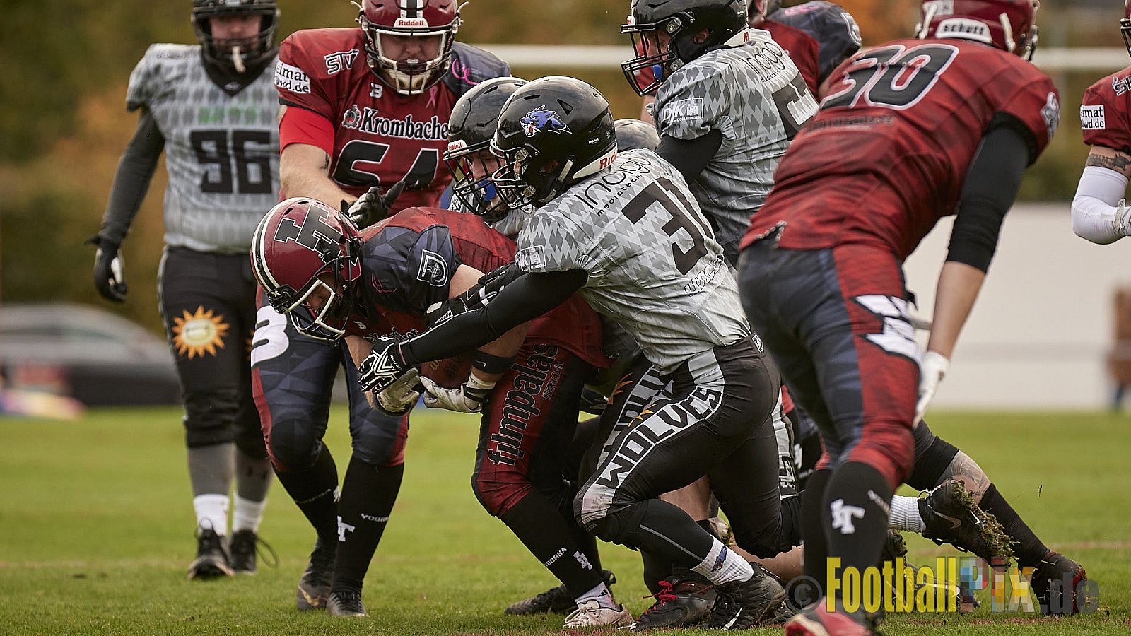 AFCV NRW Verbandsliga Season 2021 Iserlohn Titans vs. Minden Wolves am 16.10.2021 im Hermberg Statdion Süd, Immermannstraße, 58636 Iserlohn, Punkte Endstand 9 : 16.
[Bildnummer: 2021-10-16_0261] - IserlohnTitansVsMindenWolves