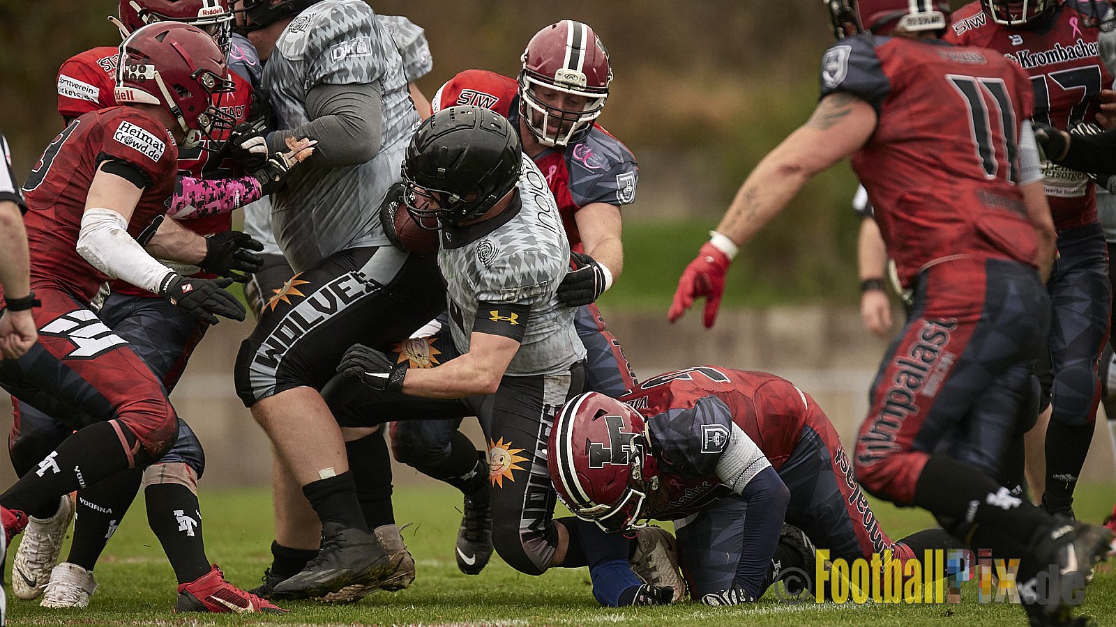 AFCV NRW Verbandsliga Season 2021 Iserlohn Titans vs. Minden Wolves am 16.10.2021 im Hermberg Statdion Süd, Immermannstraße, 58636 Iserlohn, Punkte Endstand 9 : 16.
[Bildnummer: 2021-10-16_0314] - IserlohnTitansVsMindenWolves
