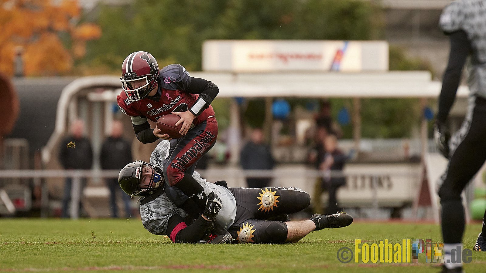 AFCV NRW Verbandsliga Season 2021 Iserlohn Titans vs. Minden Wolves am 16.10.2021 im Hermberg Statdion Süd, Immermannstraße, 58636 Iserlohn, Punkte Endstand 9 : 16.
[Bildnummer: 2021-10-16_0325] - IserlohnTitansVsMindenWolves