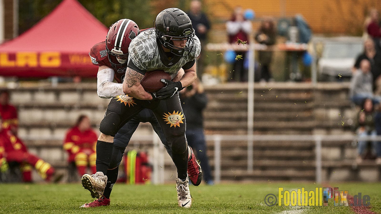 AFCV NRW Verbandsliga Season 2021 Iserlohn Titans vs. Minden Wolves am 16.10.2021 im Hermberg Statdion Süd, Immermannstraße, 58636 Iserlohn, Punkte Endstand 9 : 16.
[Bildnummer: 2021-10-16_0340] - IserlohnTitansVsMindenWolves