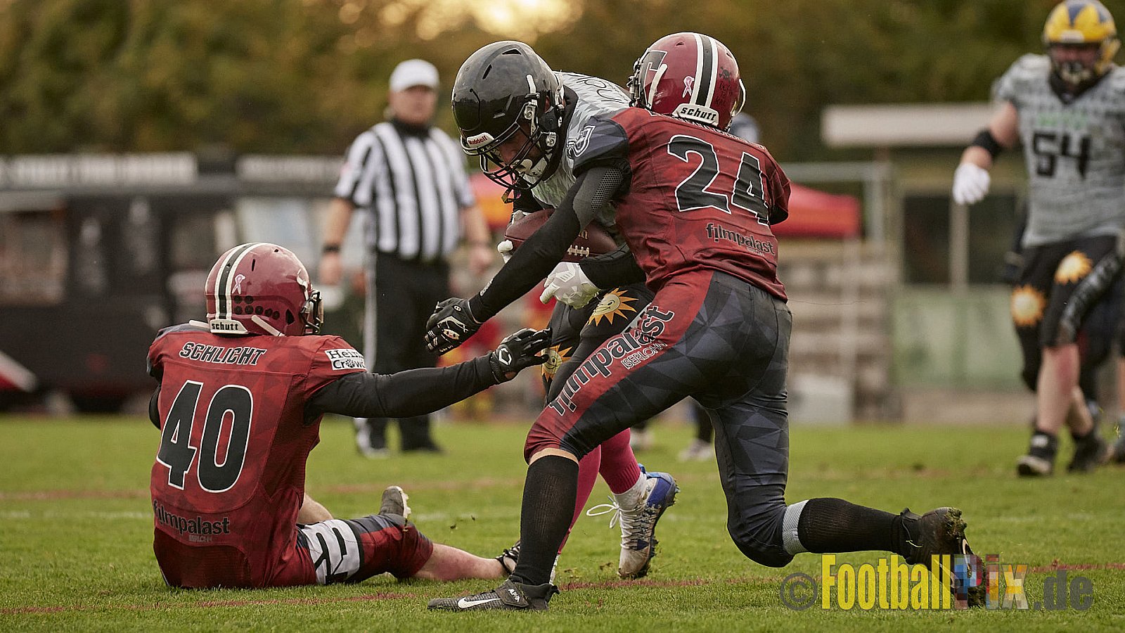 AFCV NRW Verbandsliga Season 2021 Iserlohn Titans vs. Minden Wolves am 16.10.2021 im Hermberg Statdion Süd, Immermannstraße, 58636 Iserlohn, Punkte Endstand 9 : 16.
[Bildnummer: 2021-10-16_0362] - IserlohnTitansVsMindenWolves