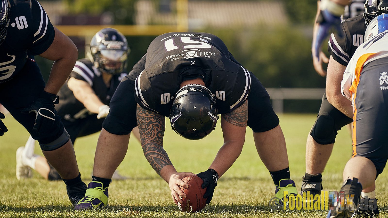 GFL2 Season 2022 Langenfeld Longhorns vs. Rostock Griffins am 4.06.2022 im Stadion Jahnstadion Langenfeld, Jahnstraße 4, 40764 Langenfeld (Rheinland). Spiel Endstand 35 : 07. Bildnummer: 2022-06-04_0169 - LangenfeldLonghornsVsRostockGriffins