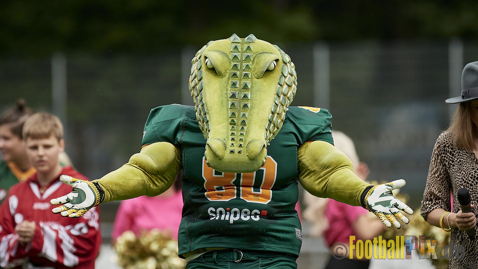 GFL Season 2022 Cologne Crocodiles vs. Kiel Baltic Hurricanes am 11.06.2022 im Stadion Stadion Höhenberg, Höhenberger Ring, 51103 Köln. Punkte Endstand 49 : 00. Bildnummer: 2022-06-11_0119 - CologneCrocodilesVsKielBalticHurricanes