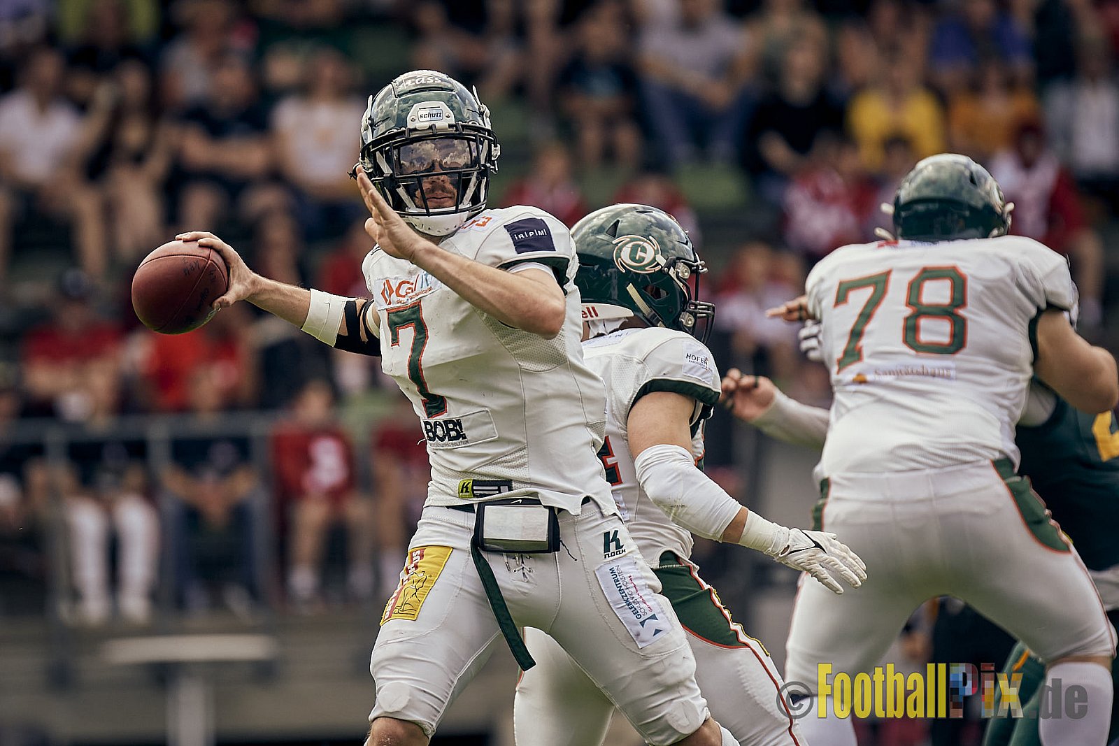 GFL Season 2022 Cologne Crocodiles vs. Kiel Baltic Hurricanes am 11.06.2022 im Stadion Stadion Höhenberg, Höhenberger Ring, 51103 Köln. Punkte Endstand 49 : 00. Bildnummer: 2022-06-11_0595 - CologneCrocodilesVsKielBalticHurricanes